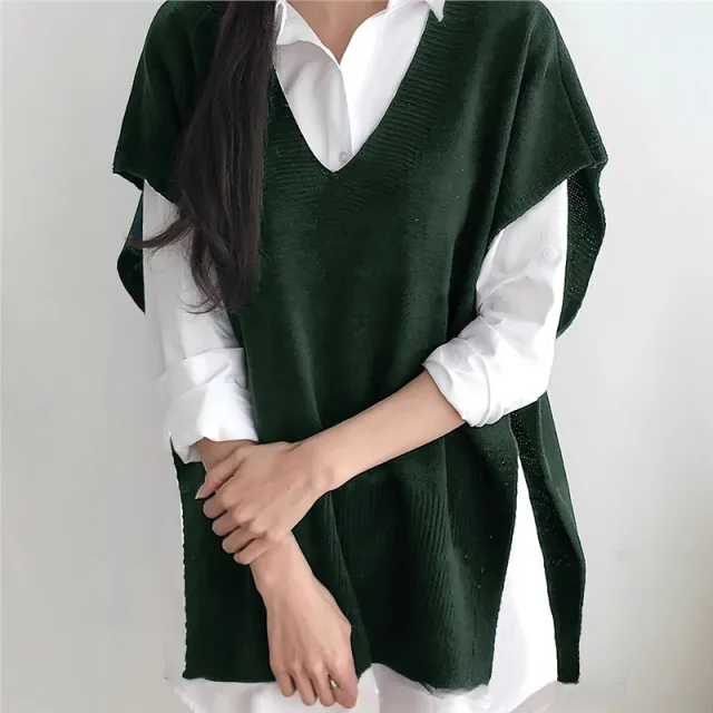 All matching Loose V neck Plus Size Sweater Vest Dark Green - Shop at LoveMi