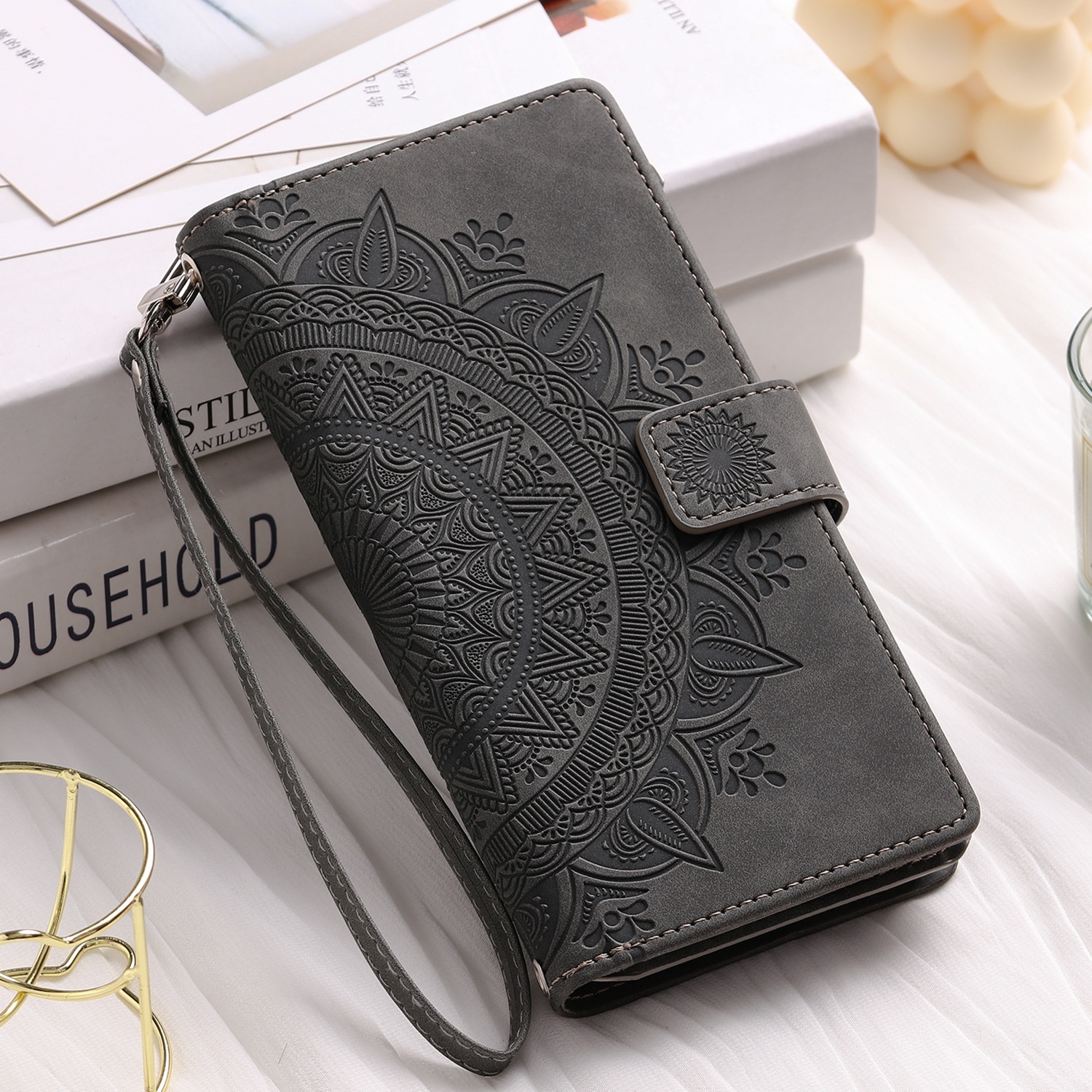 Multi-card Embossed Totem Leather Card Zipper Bag Phone Case