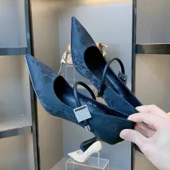 Pointed Toe Embroidery Low-cut High Heels Women's Stiletto Heel - Black - View 1