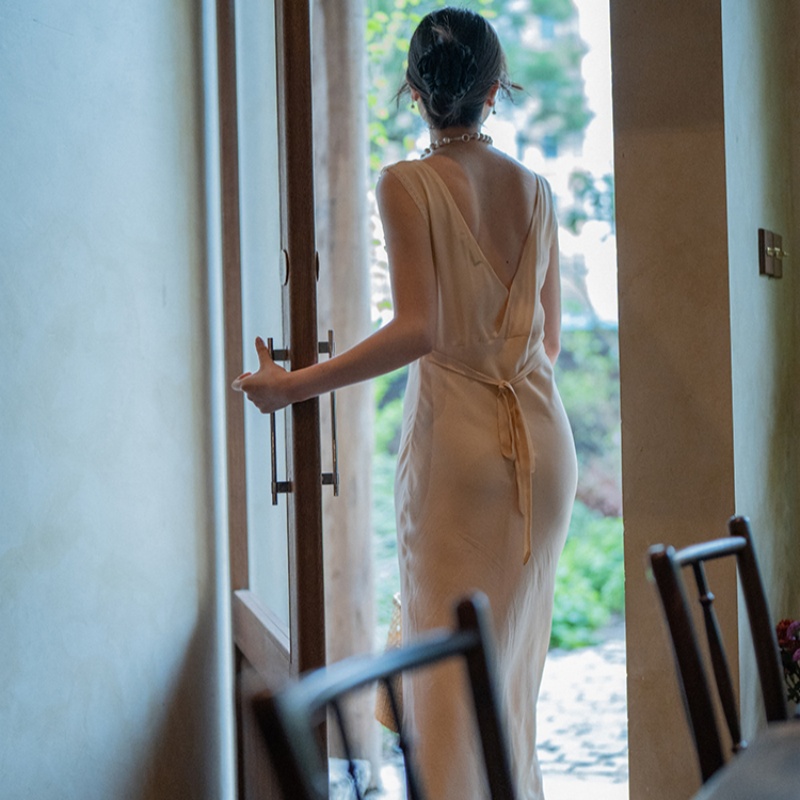 Retro French Slim Fit Elegant  Silk Lace Edge Holiday Dress