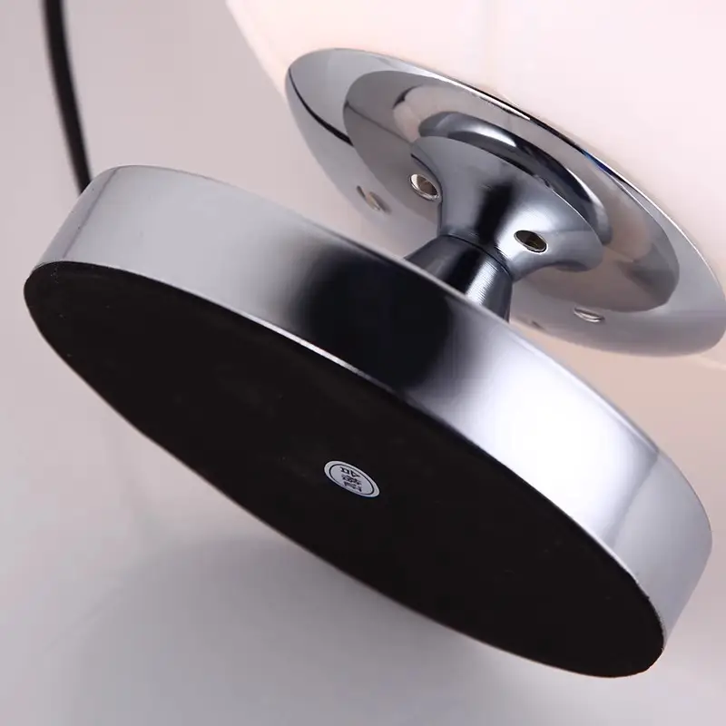 Eye Protection Creative Glass Football Table Lamp