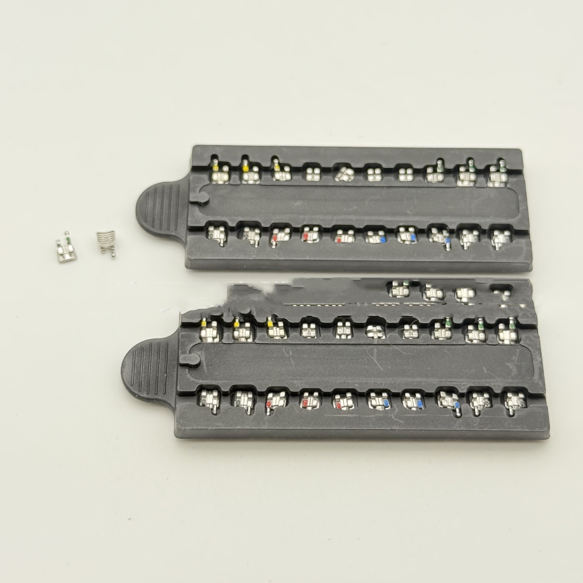 Orthodontic Brackets Card Mini Metal