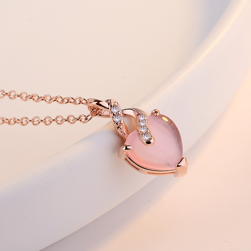 Heart-shaped Pendant