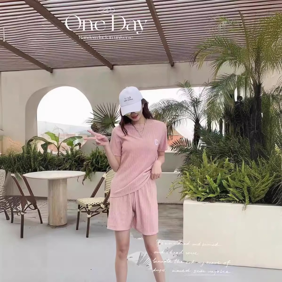 Short Sleeve Round Neck T-shirt Shorts Casual Pants Suit