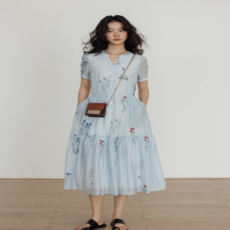 Embroidered Crew Neck Short Sleeve Slimming Waist Temperament Long Dress