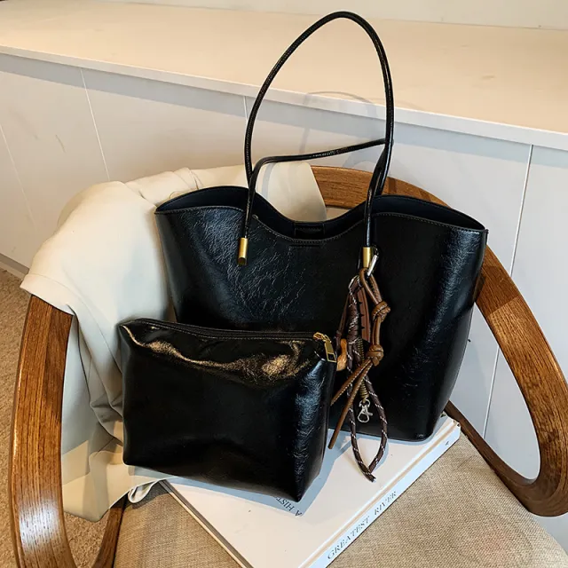 Women's Retro Fashion Large Capacity Totes Black - Shop at LoveMi
