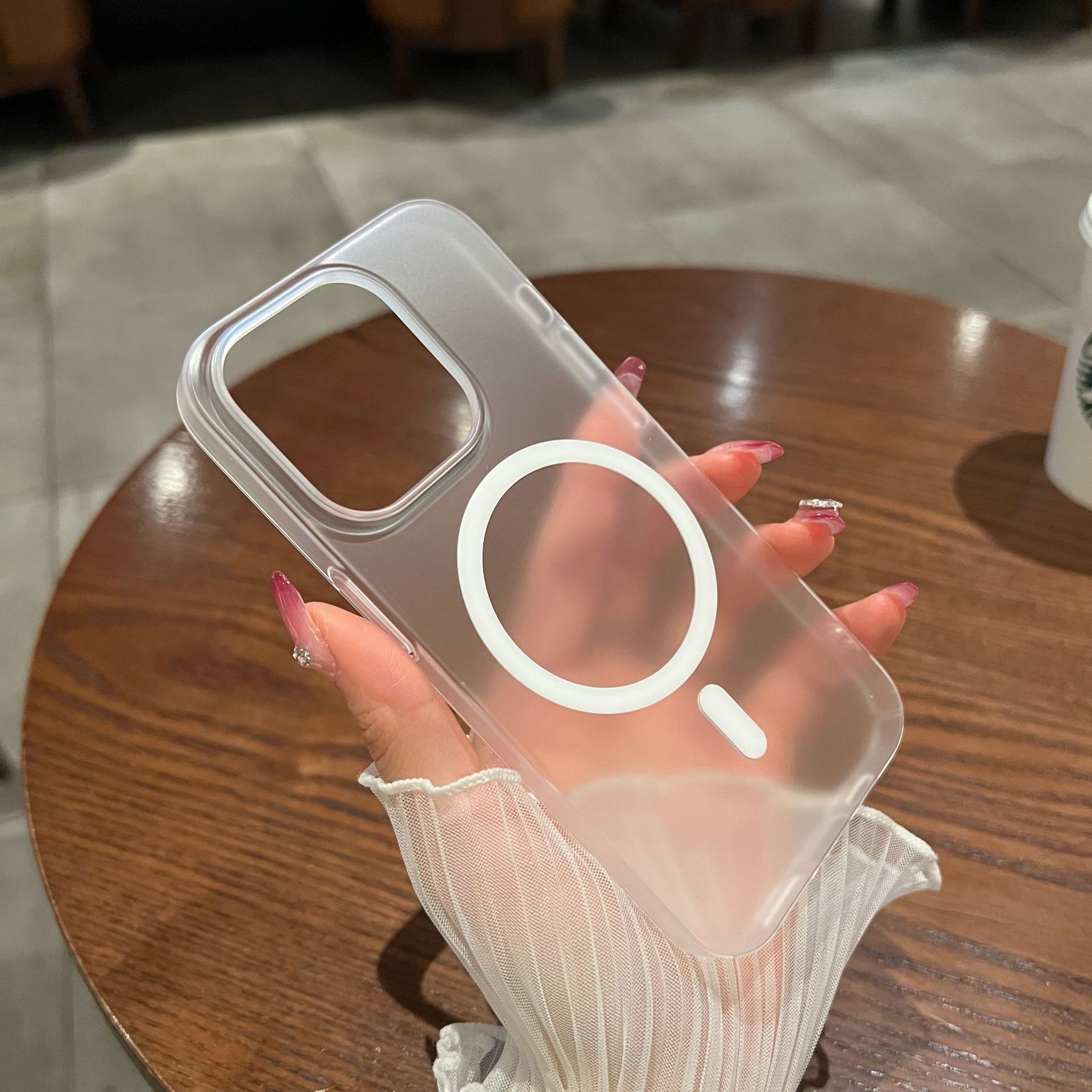 Ice Mist Magnetic Suction Phone Case Ultra-thin PC Translucent - Image 3