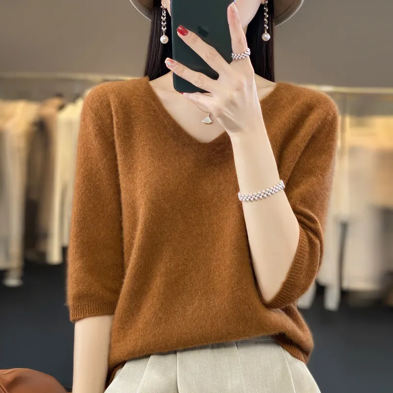 Front Line Ready-made Garments Worsted Sweater Half Sleeve Round Neck Pure Color All-matching Loose T-shirt - Caramel Color