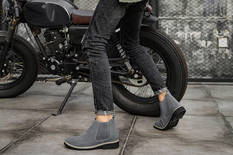 Invisibly Heightened Casual Leather British Soft Bottom Height Shoes — worn view 1