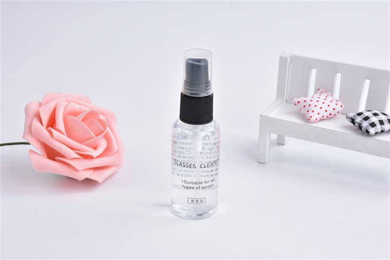 Glasses Cleaning Agent Set Image 1