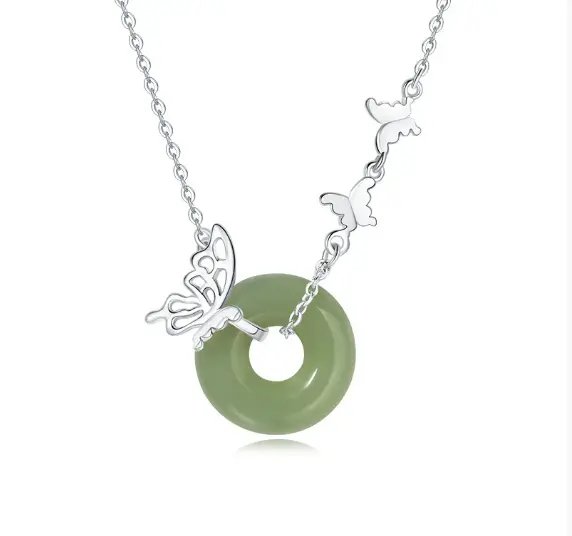 Retro Affordable Luxury Fantasy Butterfly Butterfly Peace Buckle Necklace