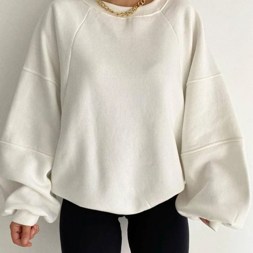 New Round Neck Stitching Long-sleeved Pure Sweater For Women - White