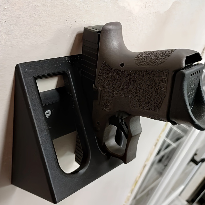 Fashionable And Individual Punk-style Pistol Stand 7 Fashionable And Individual Punk-style Pistol Stand