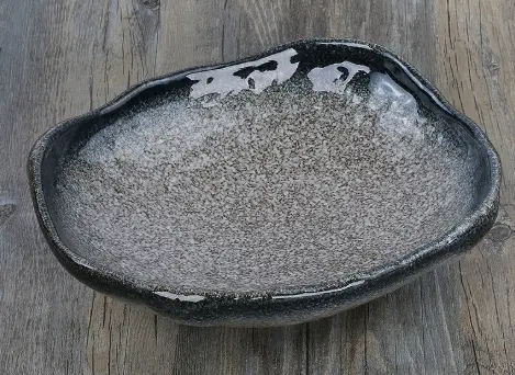 Creative Ceramic Tableware With Irregular Shaped Bowls And Plates