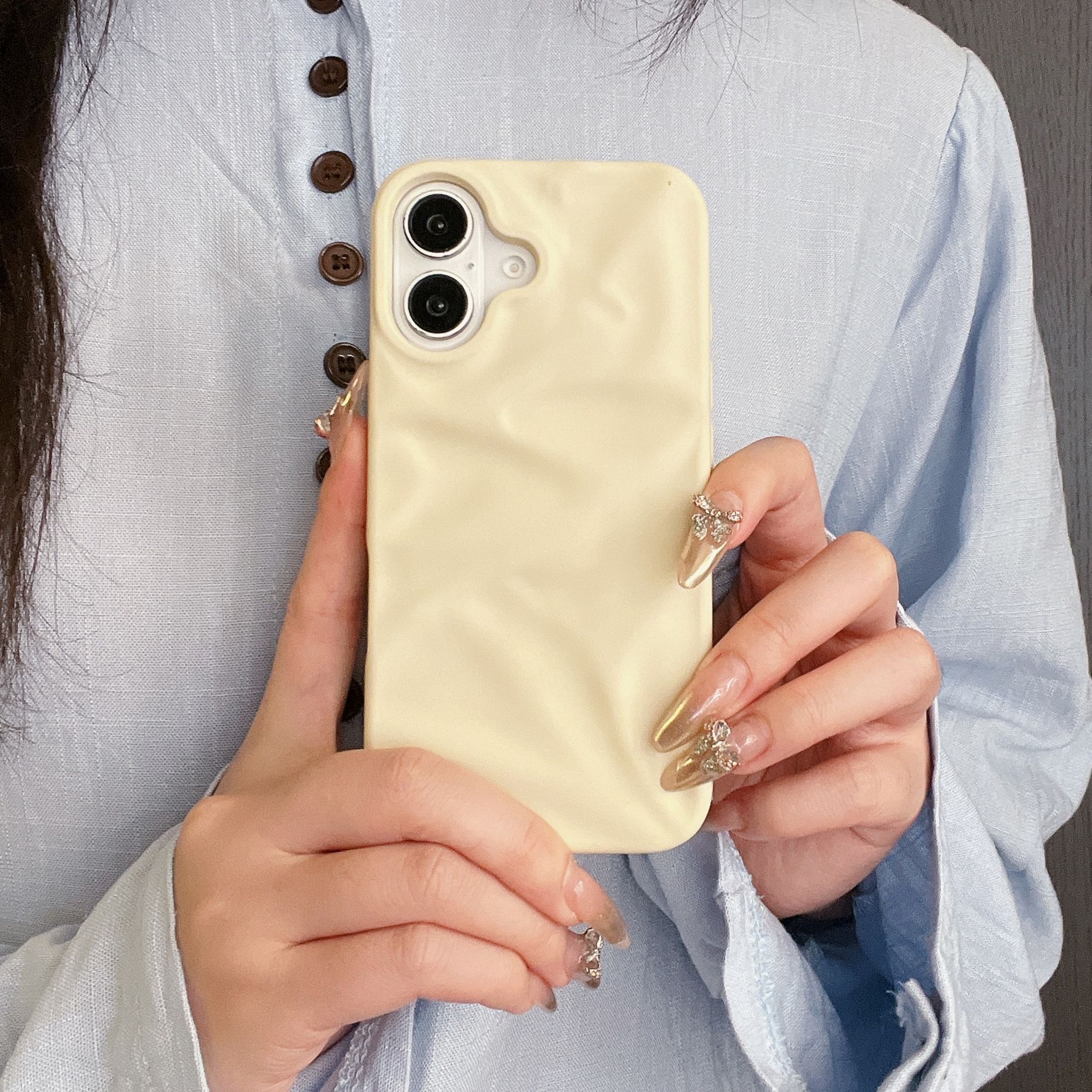 High-Grade Three-dimensional Pleated Pattern New Phone Case - Image 5