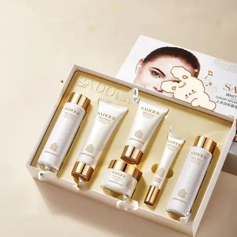 Moisturizing and Skin Rejuvenation Care Product Set