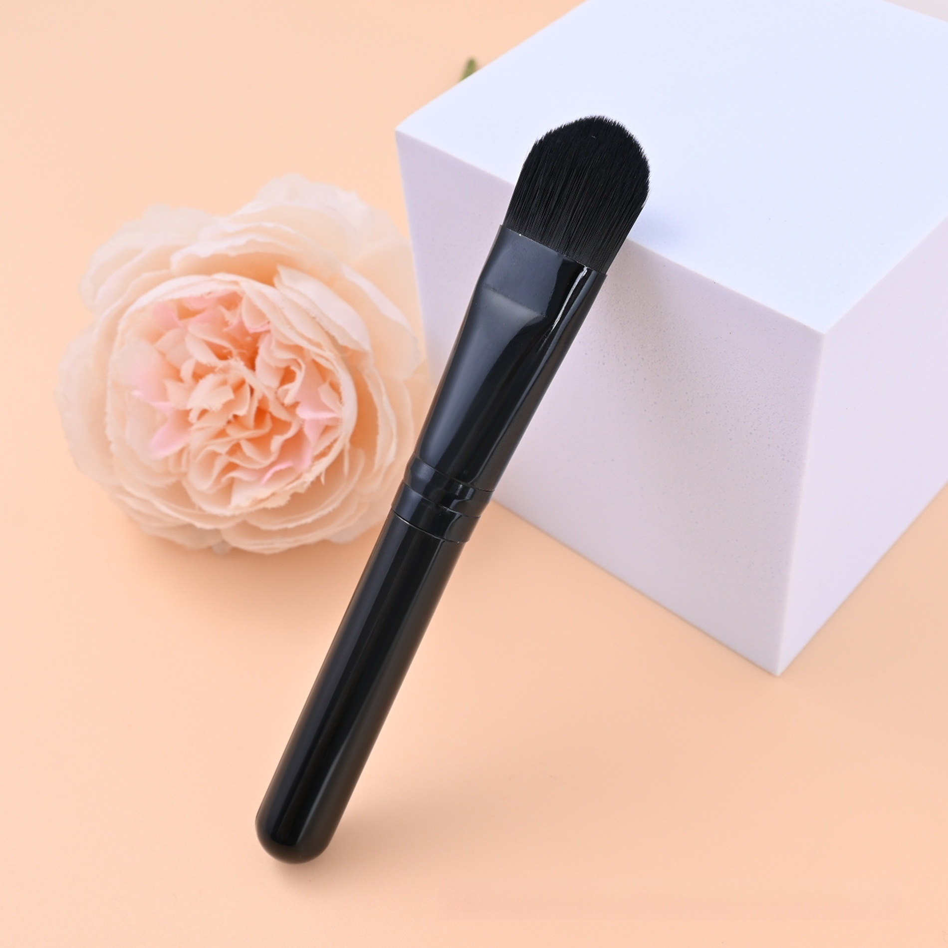 Portable Models Face Facial Treatment Brush Apply Clay Mask Straight Silk