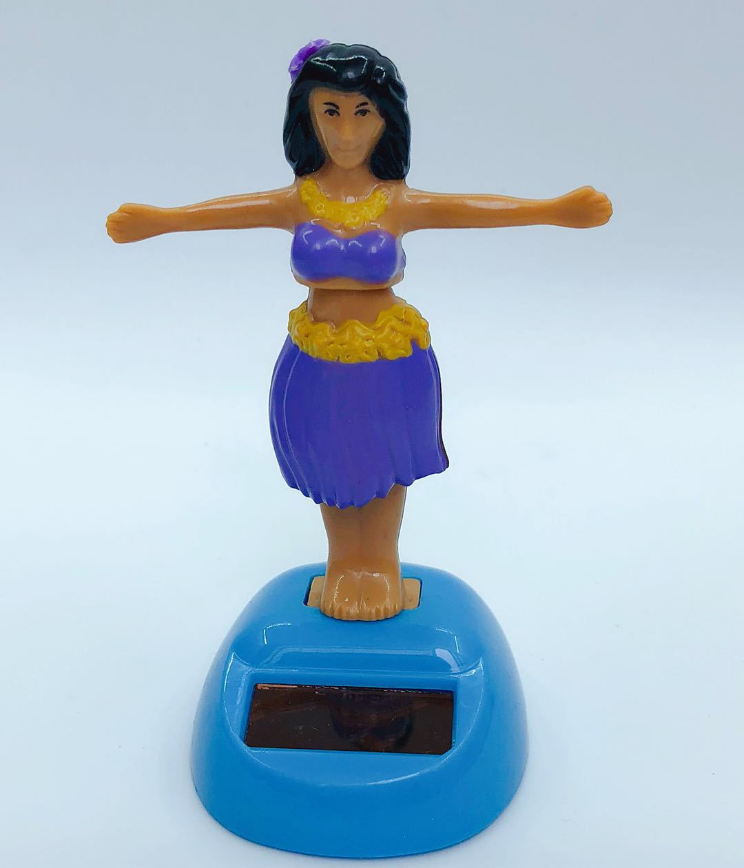 Creative Solar Little Girl Car Decoration Cartoon Doll Car Accessories Children’s Toy