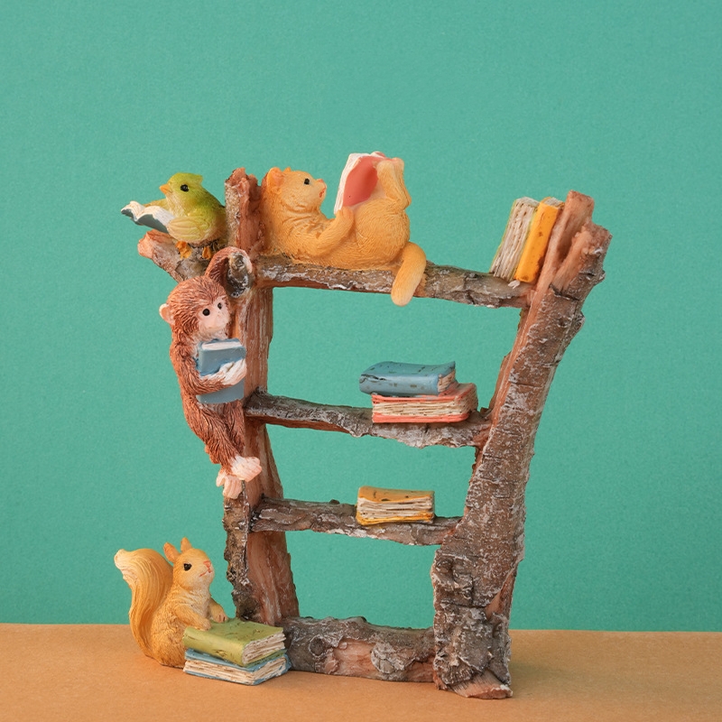 Animal Bookshelf
