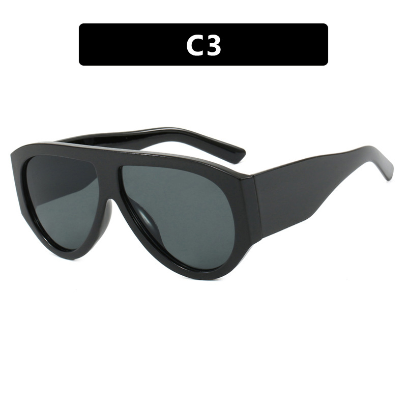 Women's Fashionable Sunglasses - Image 5