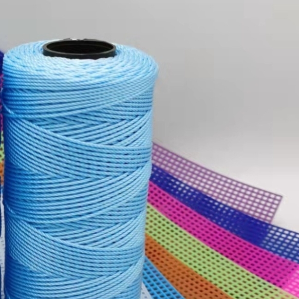Փայլուն պոլիպրոպիլենային թել՝ 1.5 մմ