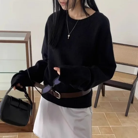 Scheming Hollow Backless Loose Round Neck Knitted Knitting Shirt - Black