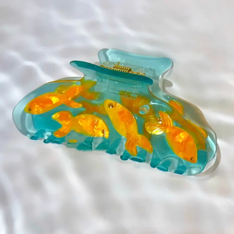 Ocean Style Niche Design Acetate Shark Clip