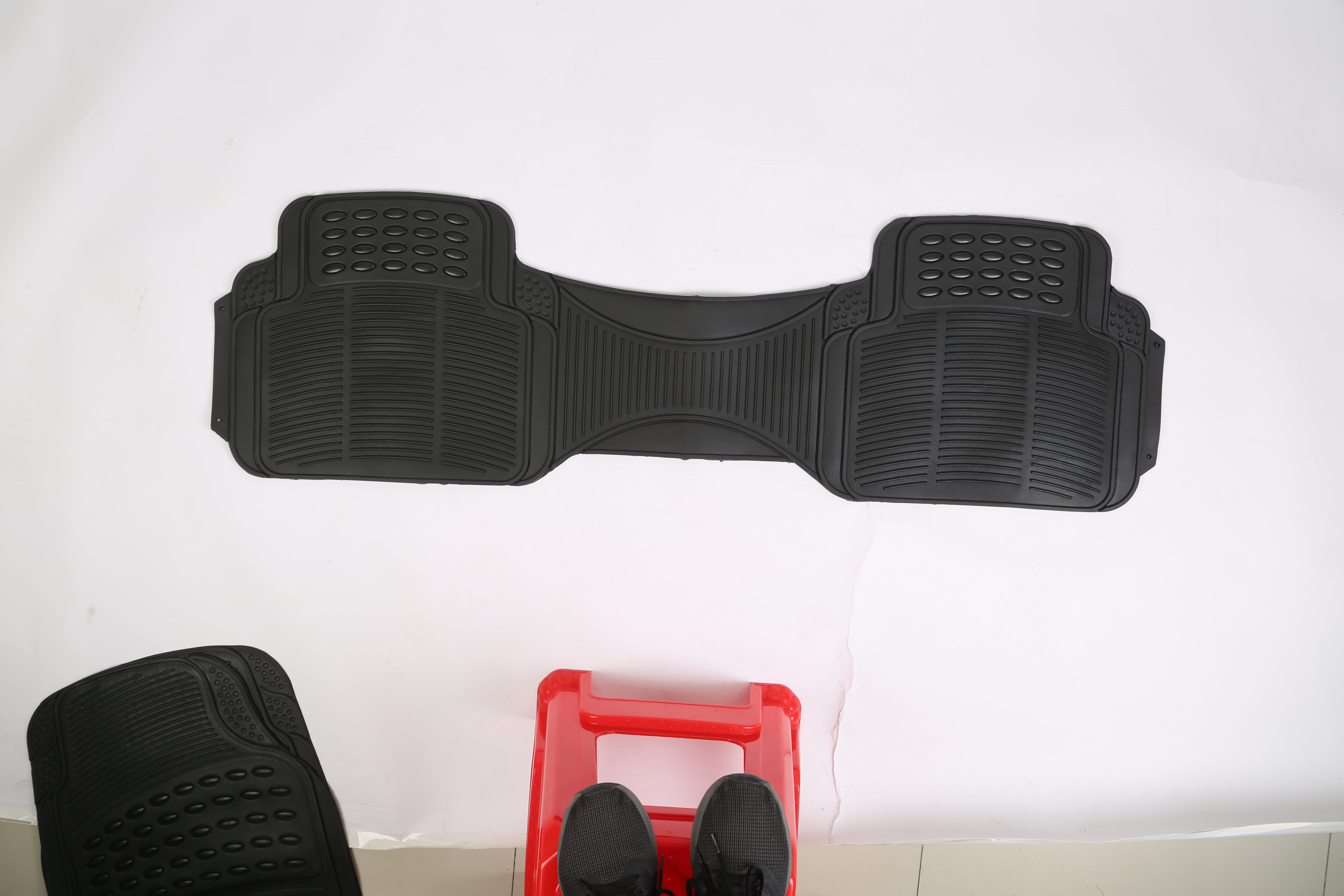 Set Of 3Pcs Automotive Floor Mats Set Front Rear PVC Rubber Floor Mats Heavy Duty Drive Vehicle Car Mats With Trimmable Design Fit Most Cars SUVs Trucks