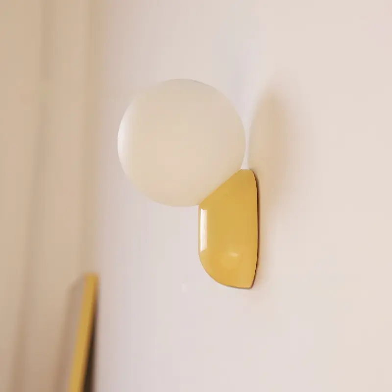 Mid-ancient Cream Style Background Wall Small Night Lamp