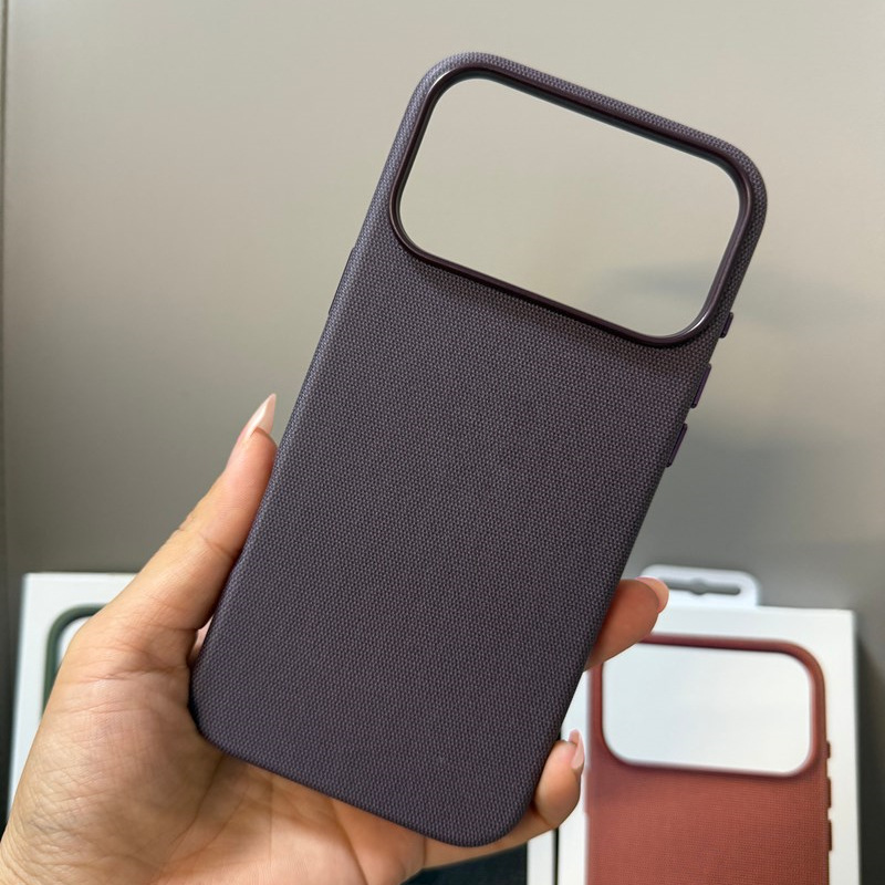 Woven Cloth Pattern Phone Case Magnetic Suction Animation Protective Sleeve