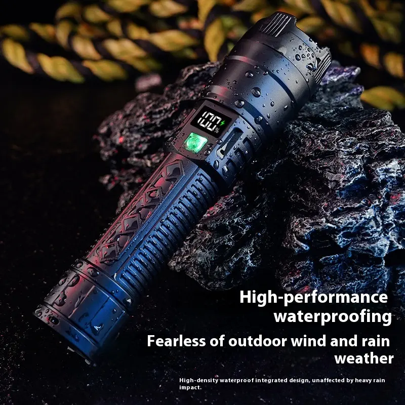 Outdoor Power Torch Telescopic Zoom Digital Display