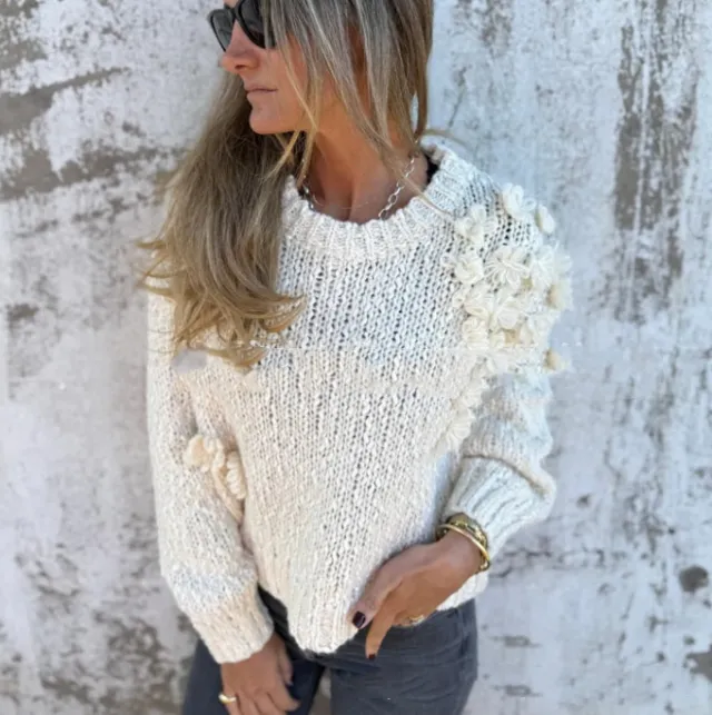 Women's Loose Flower Round Neck Long Sleeve Knitted Sweater Apricot - Shop at LoveMi