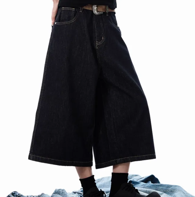 Lyocell Denim Blue Primary Color Cropped Jeans Black - Shop at LoveMi
