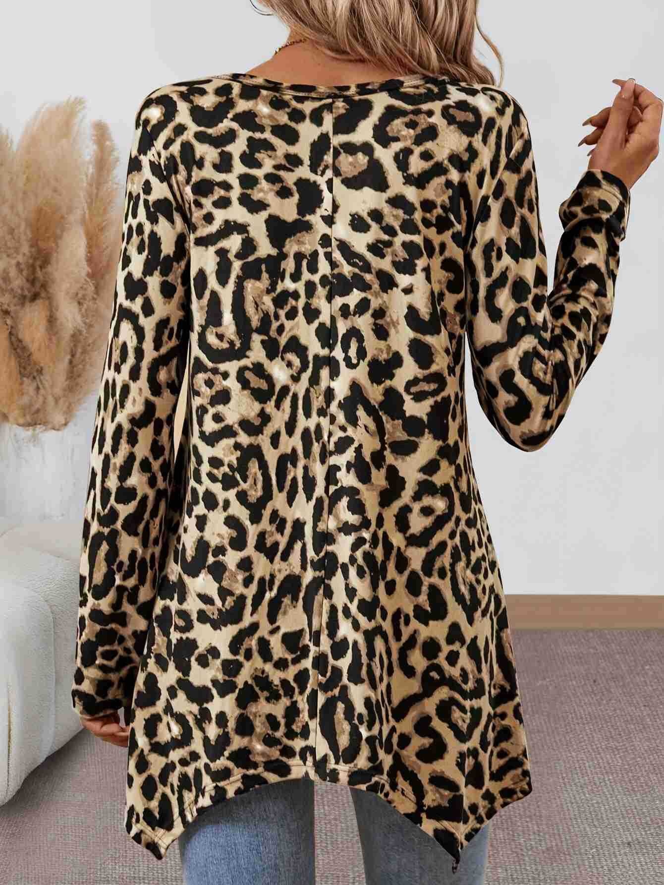 Loose-fitting Casual Round-neck Leopard Print Knitted Asymmetric Hem Top