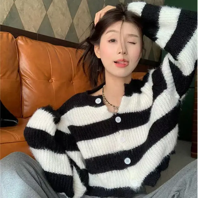 Striped Short Style Women's Knitted Sweater Black - Shop at LoveMi