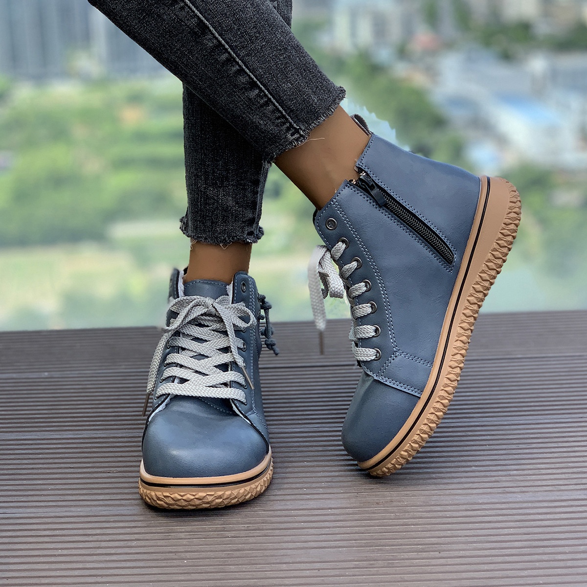 women’s flat heel Martin boots