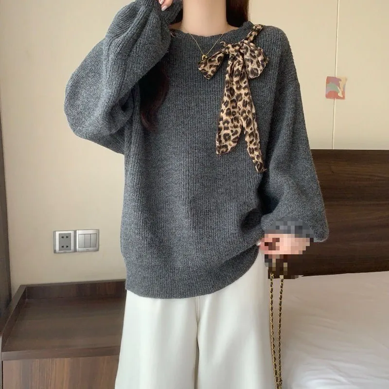 Women's American-style Vintage Leopard Print Off-shoulder Sweater - Grey