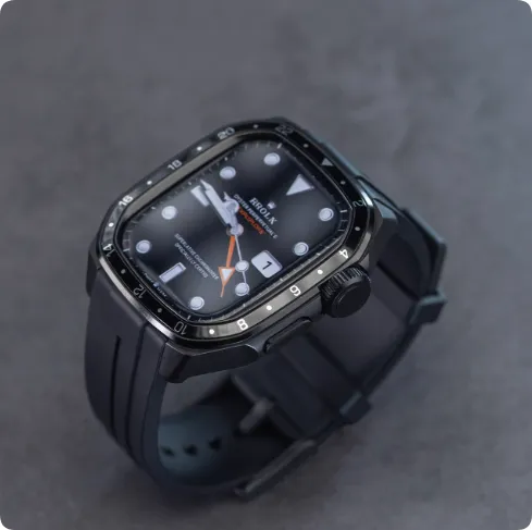 Metal Case Integrated Watch - Black