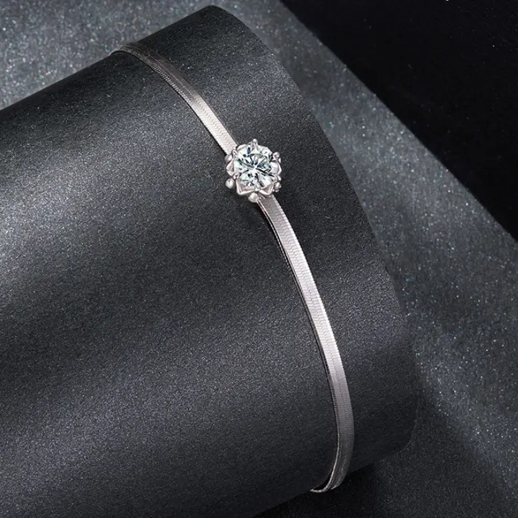 Moissanite Romantic Bud Bracelet Light Luxury High Sense