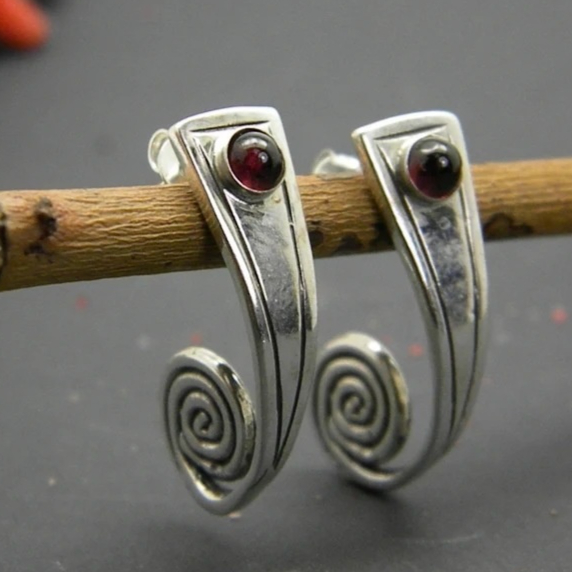 Simple And Stylish Personality Hoop Circle Korean Flower Shape Stud Earrings