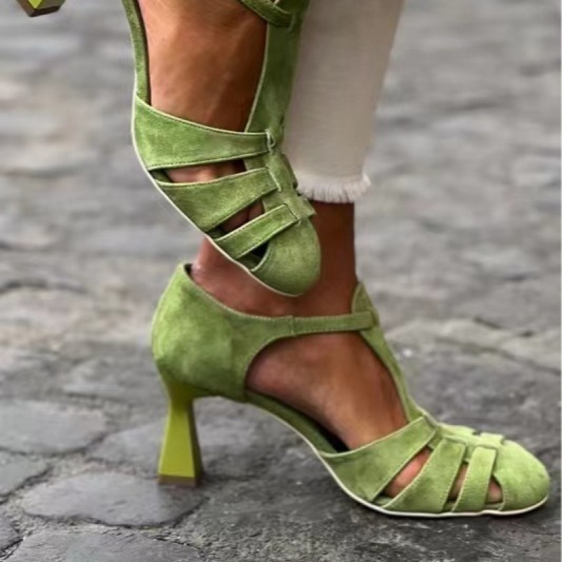 Women’s Suede Round Toe Shoes