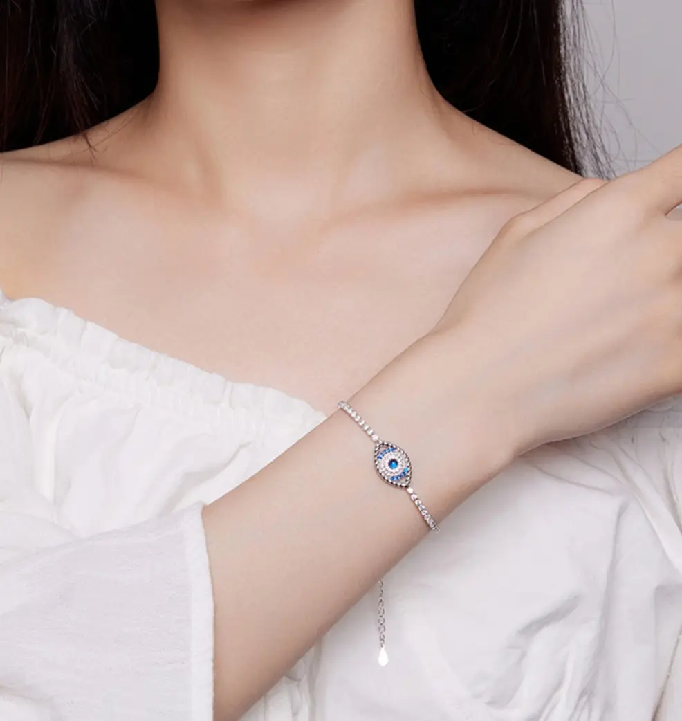 Platinum Devil's Eye Tennis Bracelet European And American Mysterious