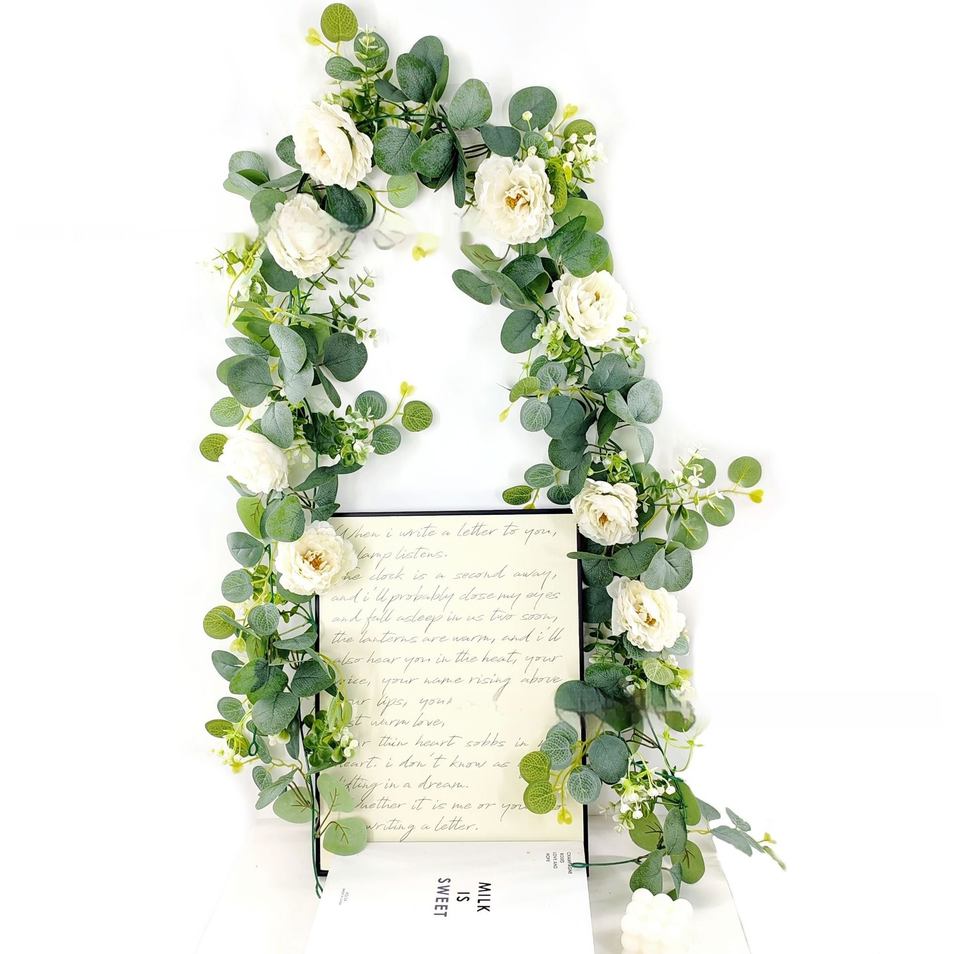 Flower Table Decorations for Boho Weddings