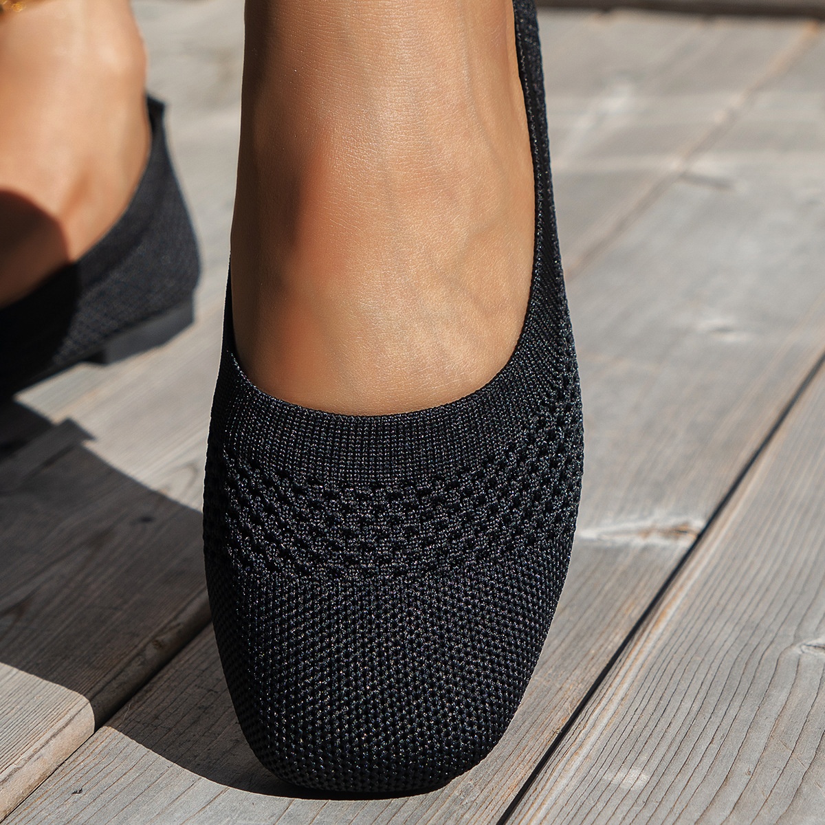 Flying woven mesh shallow-mouth women’s shoes