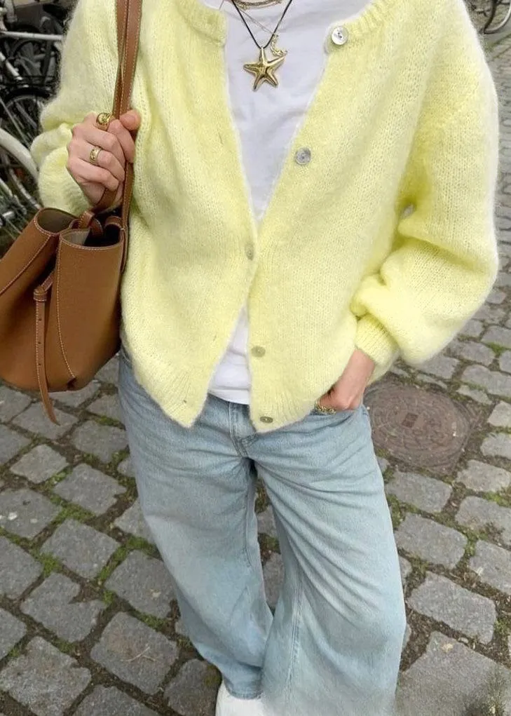 Natural Shell Button Simple And Thin Round Neck Velvet Cardigan Women's Sweater - Yellow