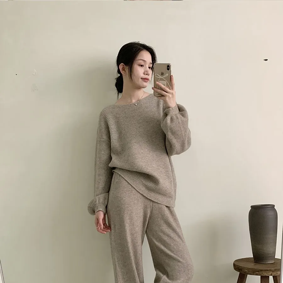 Knitted Sweater Suit Women's Loose Crew Neck Top Wide-leg Pants - Khaki