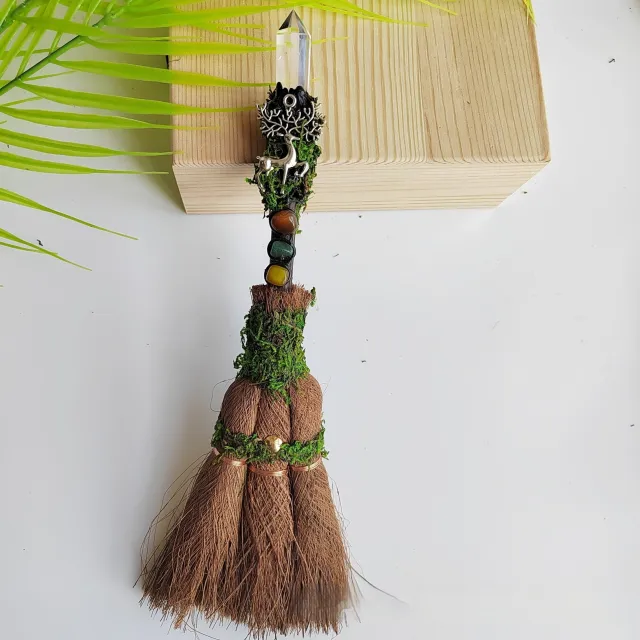 Natural Crystal Single Pointed Column Broom Magic Props Citrine - Shop at LoveMi