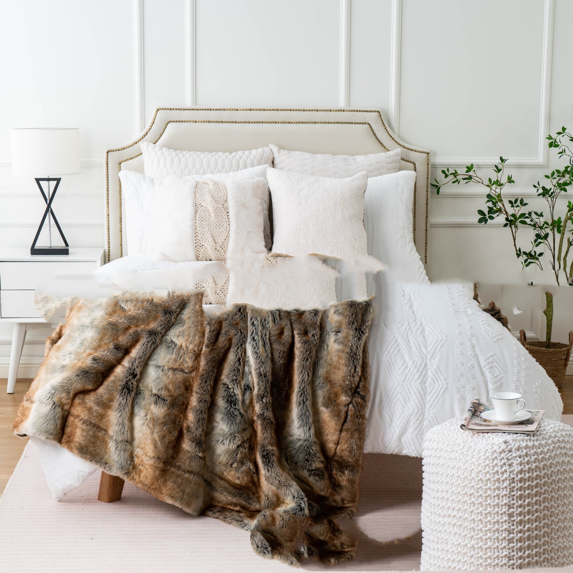 Thick And Portable European Style Fox Like Blanket For Home Use