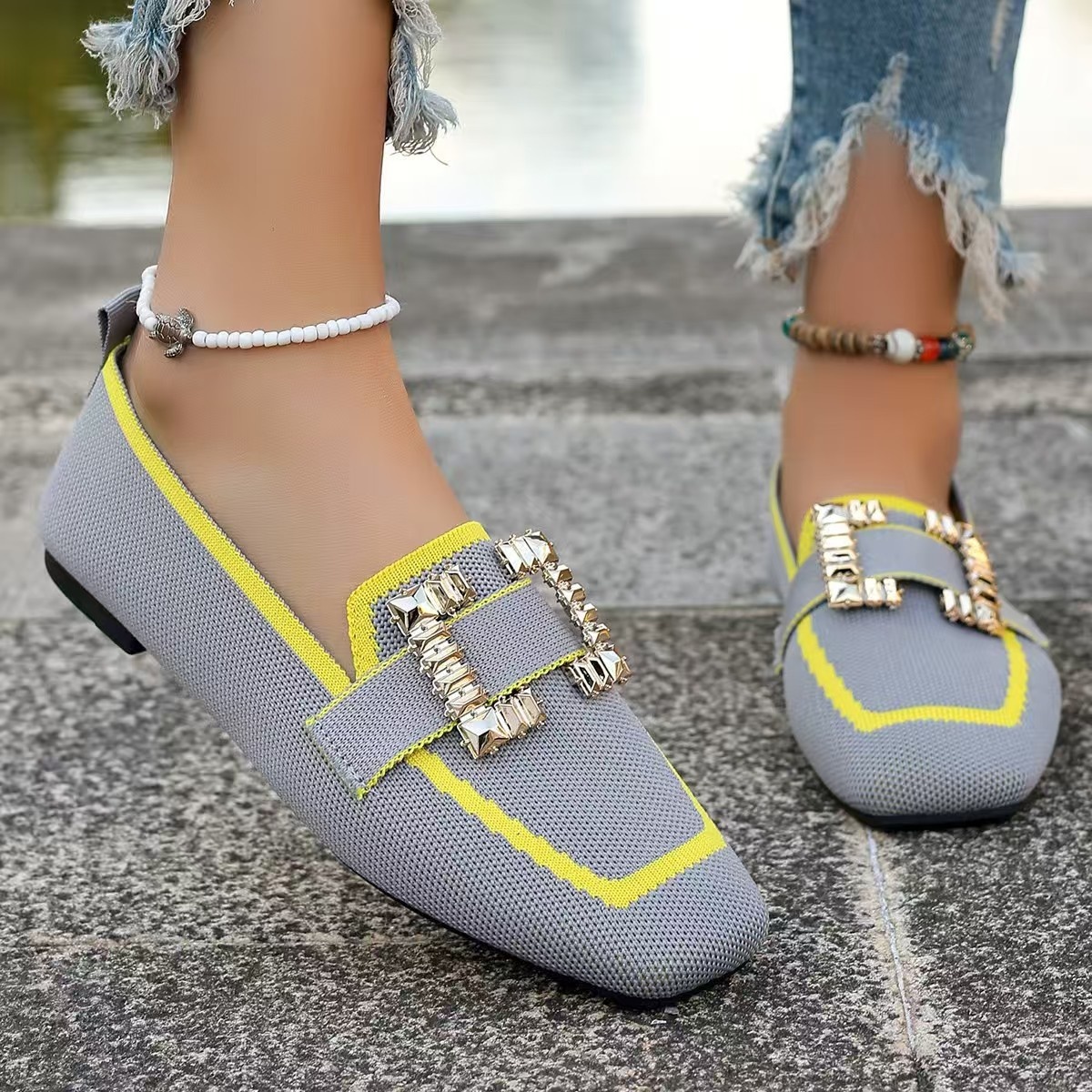 Vintage Suede Round-Toe Gommino Loafers