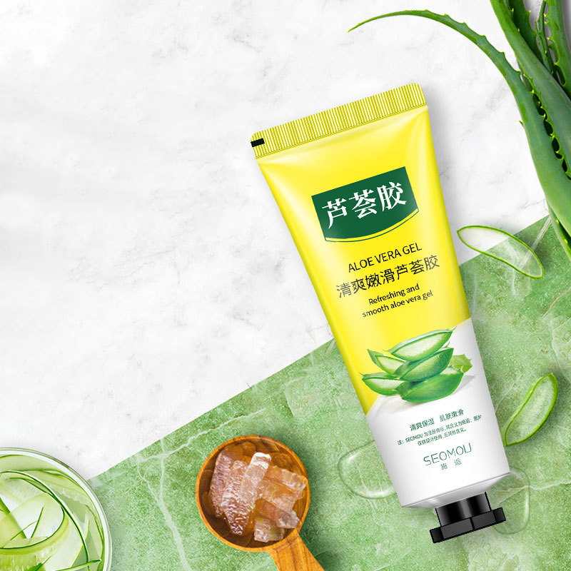 Refreshing And Moisturizing Aloe Vera Gel